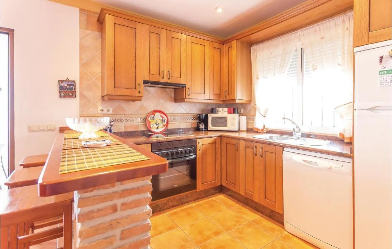 Beautiful Home In Frigiliana With Kitchenette